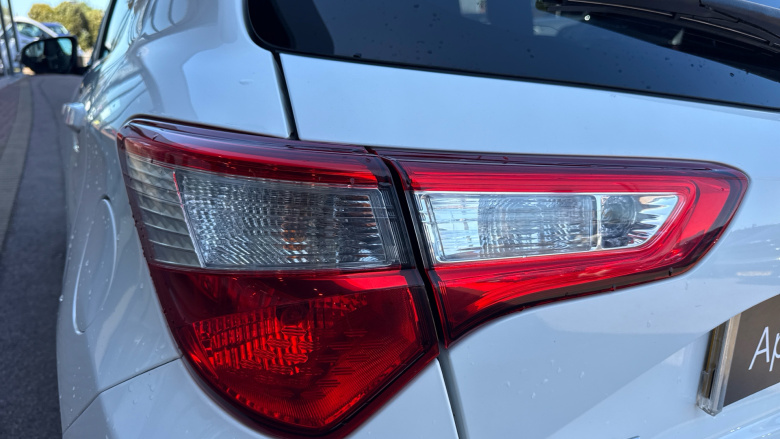 Toyota Yaris 1.5 Hybrid GR-Sport 5dr CVT [Nav] Hybrid Hatchback
